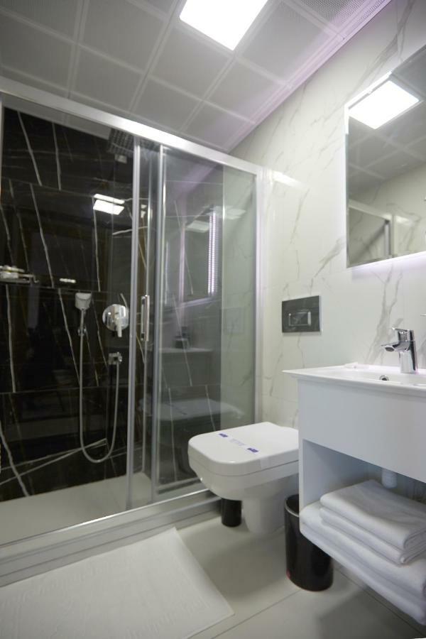 Kartal Palace Taksim Square Family Hotel Isztambul Kültér fotó